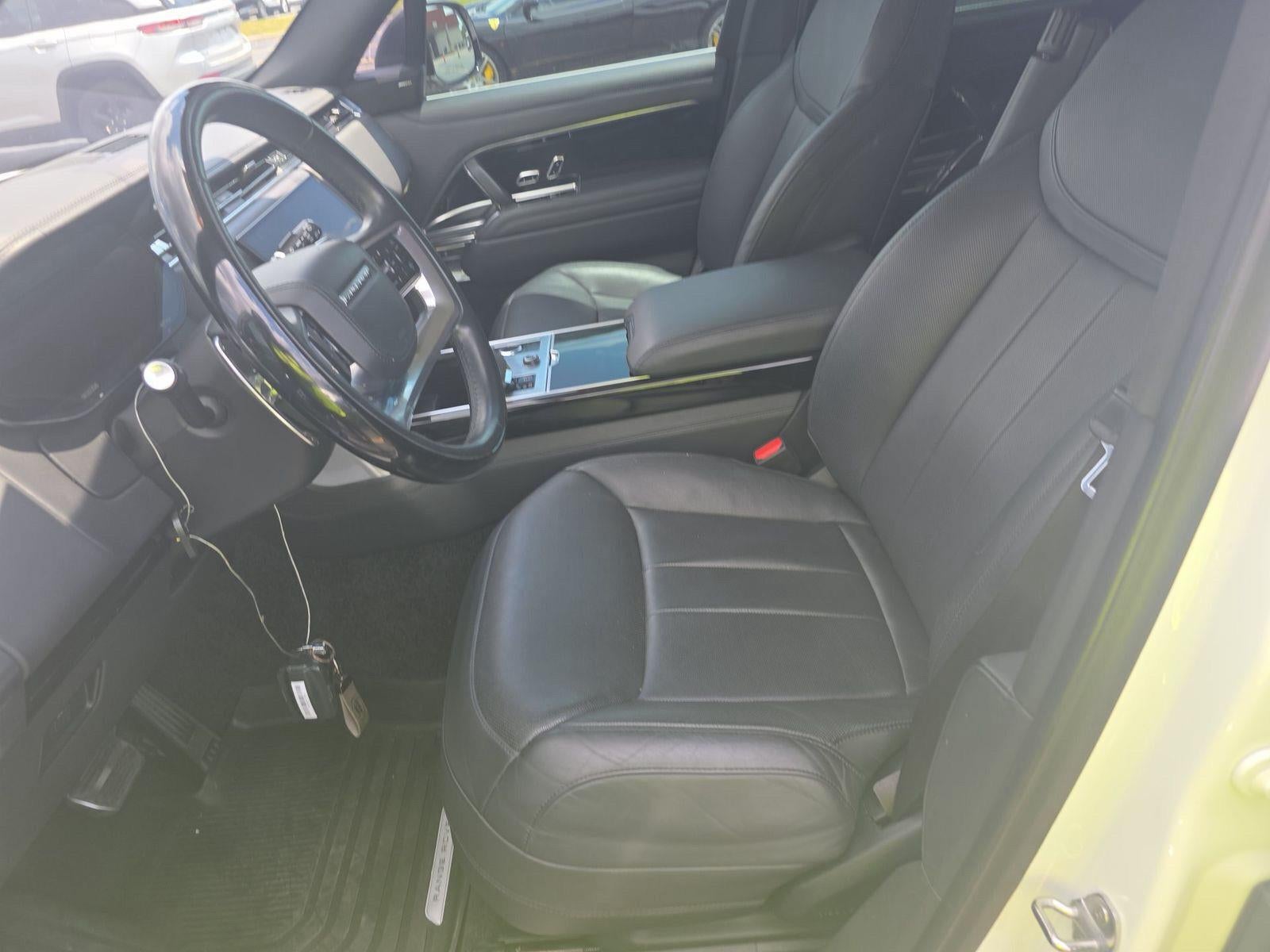 2023 Land Rover Range Rover P530 SE