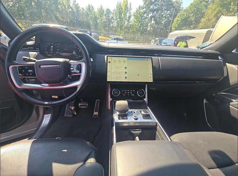 2023 Land Rover Range Rover SE