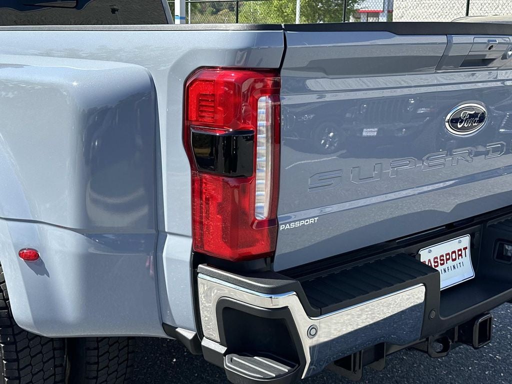 2026 Ford F-450SD Lariat DRW