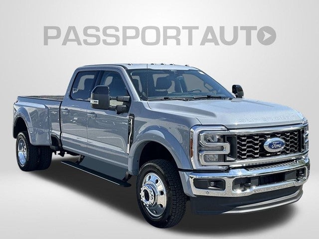 2026 Ford F-450SD Lariat DRW