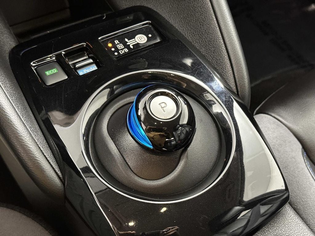 2022 Nissan Leaf SL Plus