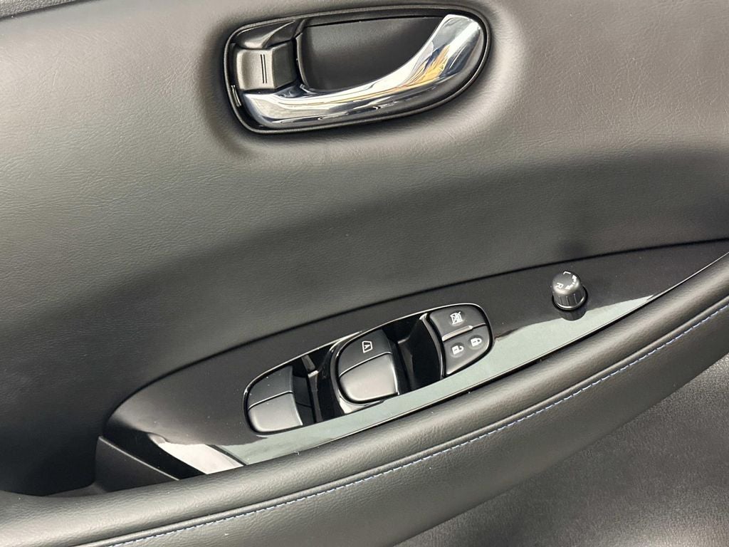 2022 Nissan Leaf SL Plus