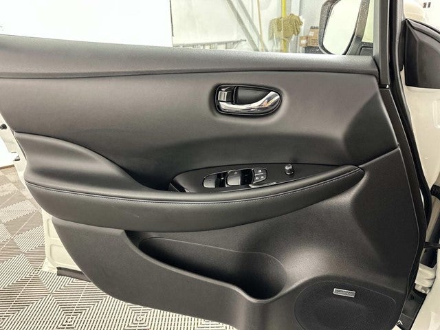 2022 Nissan Leaf SL Plus