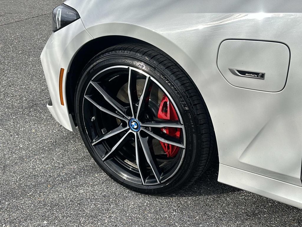 2023 BMW 3 Series 330e xDrive