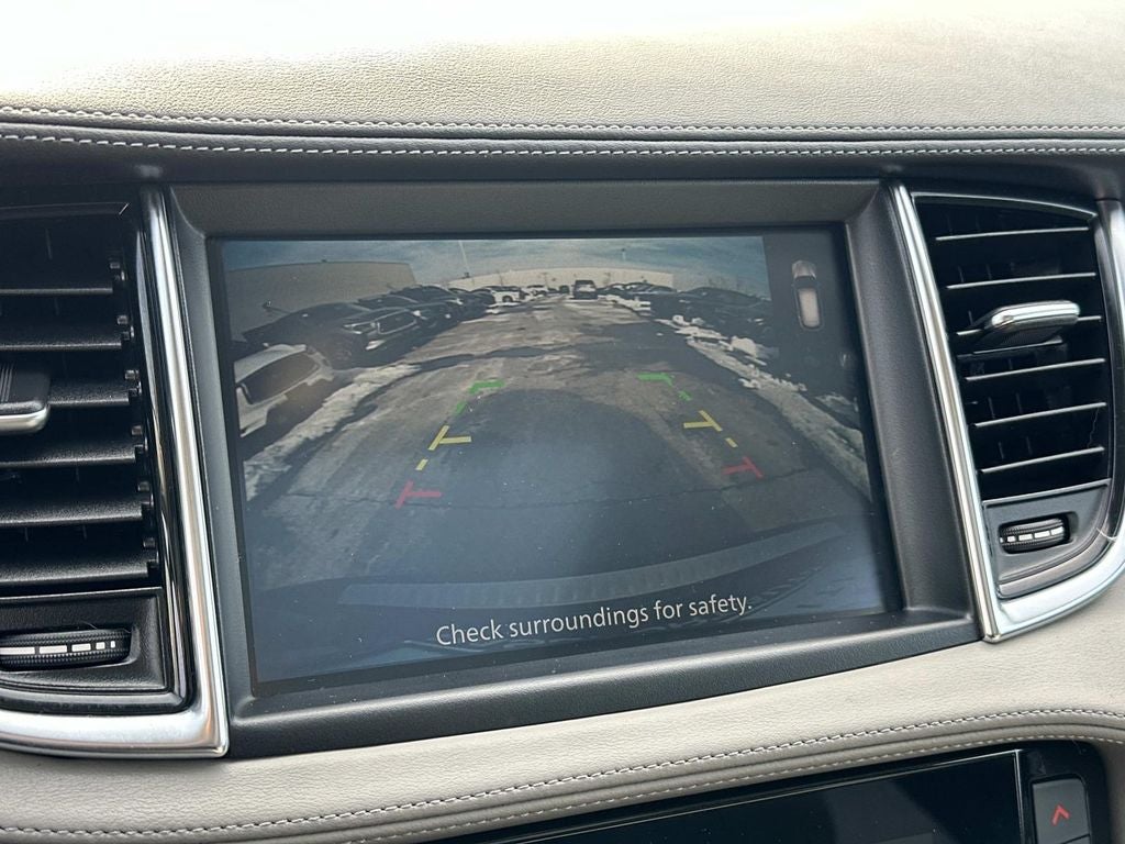 2023 INFINITI QX50 LUXE