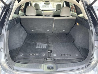 2023 INFINITI QX50 LUXE
