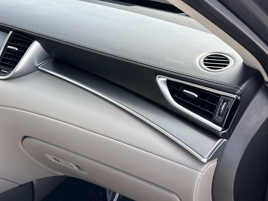 2023 INFINITI QX50 LUXE