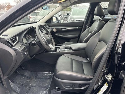 2024 INFINITI QX50 LUXE