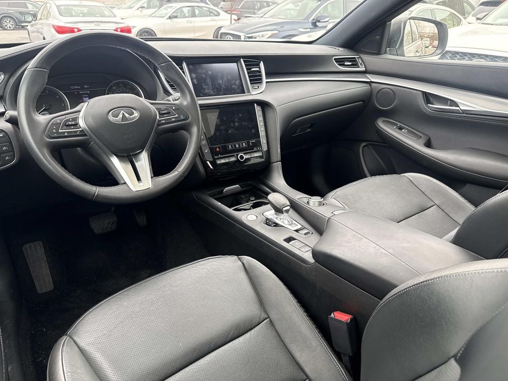 2023 INFINITI QX55 LUXE