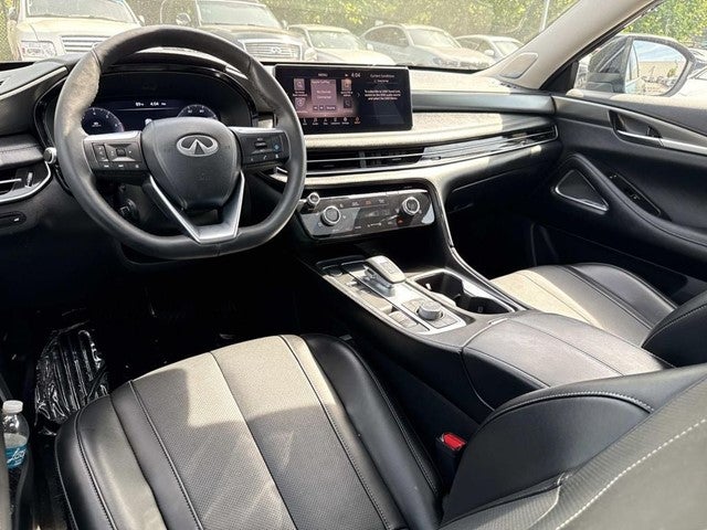 2025 INFINITI QX60 LUXE