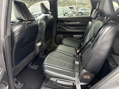 2023 INFINITI QX60 PURE