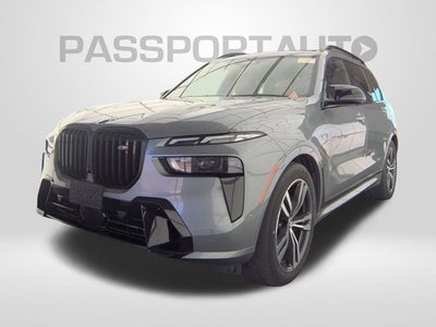 2023 BMW X7 M60i
