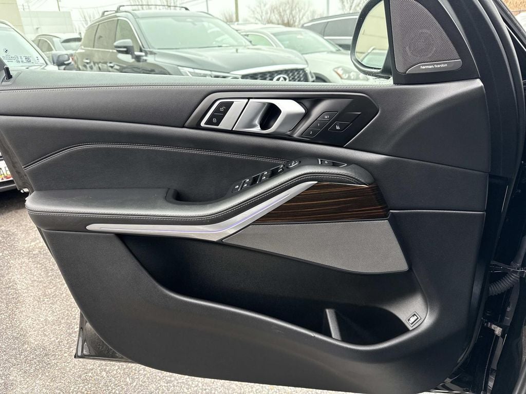 2025 BMW X5 xDrive50e