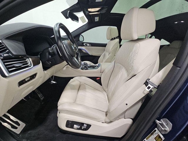 2022 BMW X6 xDrive40i