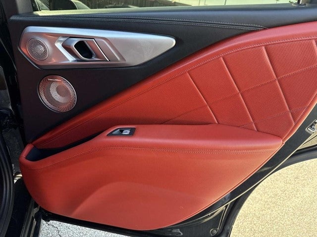 2023 BMW XM Base