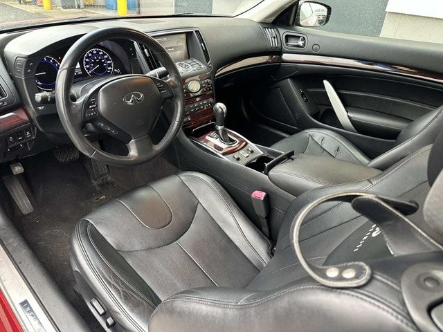 2014 INFINITI Q60 Base