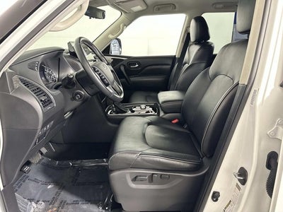 2024 INFINITI QX80 LUXE