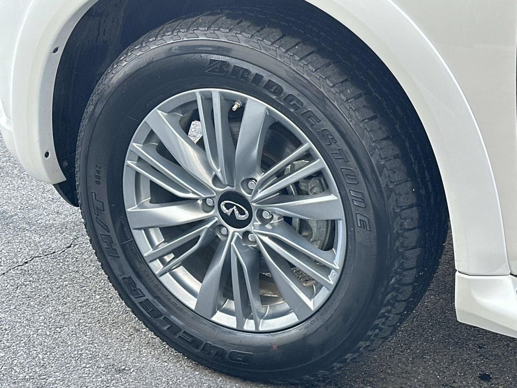 2024 INFINITI QX80 LUXE