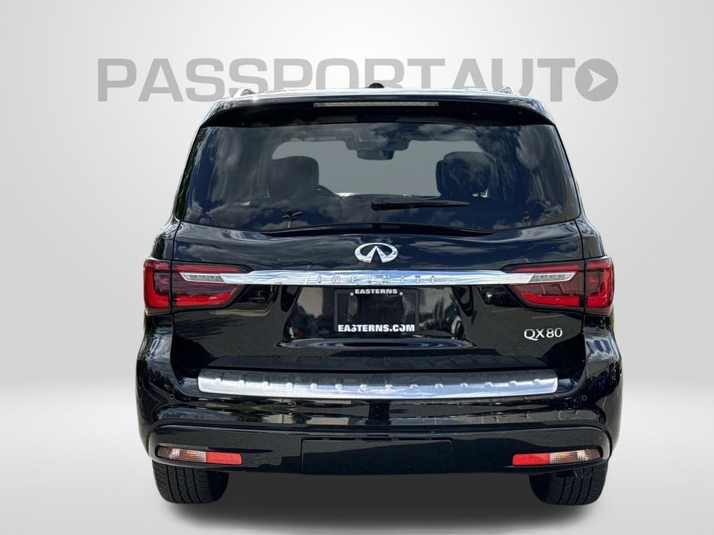 2021 INFINITI QX80 LUXE