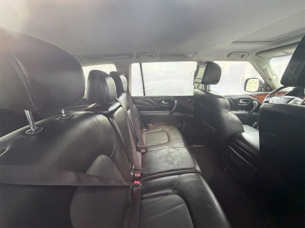 2016 INFINITI QX80 Base