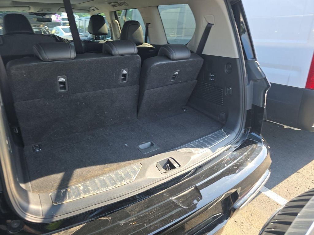 2025 INFINITI QX80 PURE