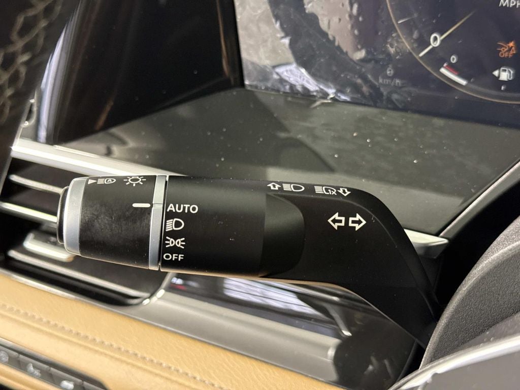 2025 INFINITI QX80 SENSORY