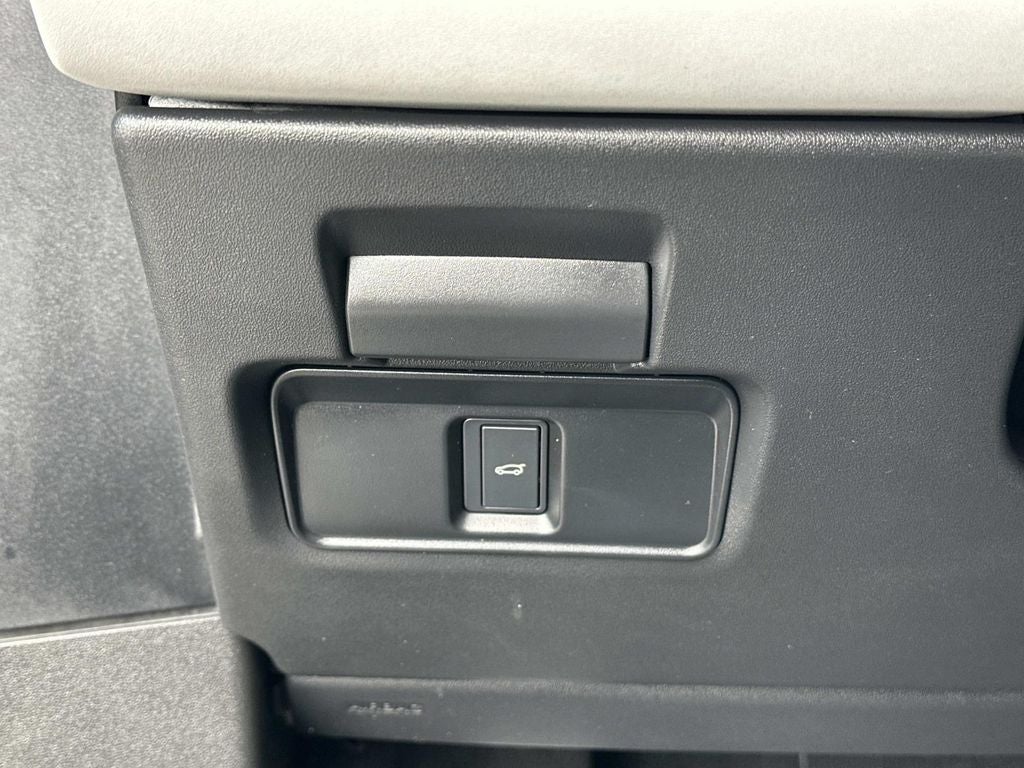 2025 Land Rover Range Rover Evoque S