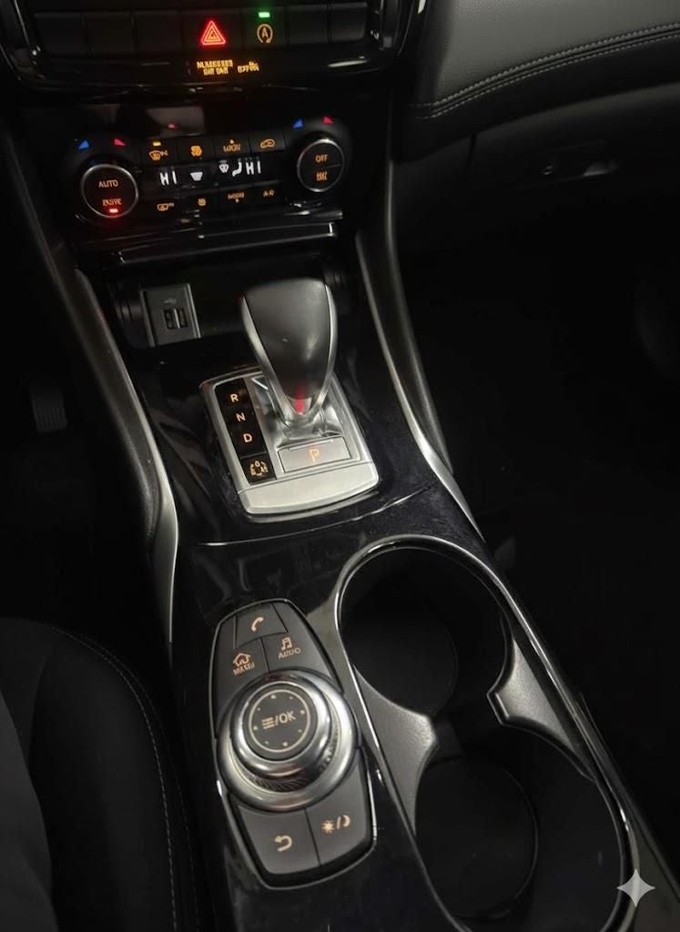 2018 INFINITI QX30 Base