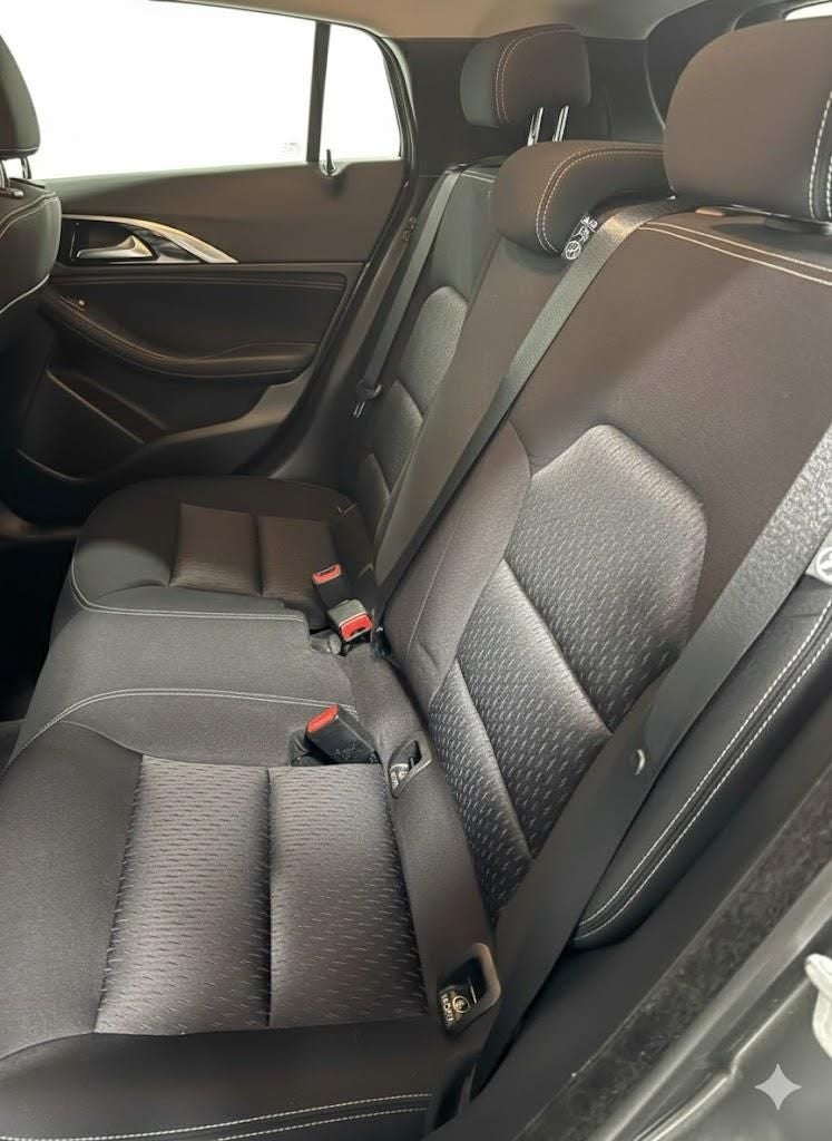 2018 INFINITI QX30 Base