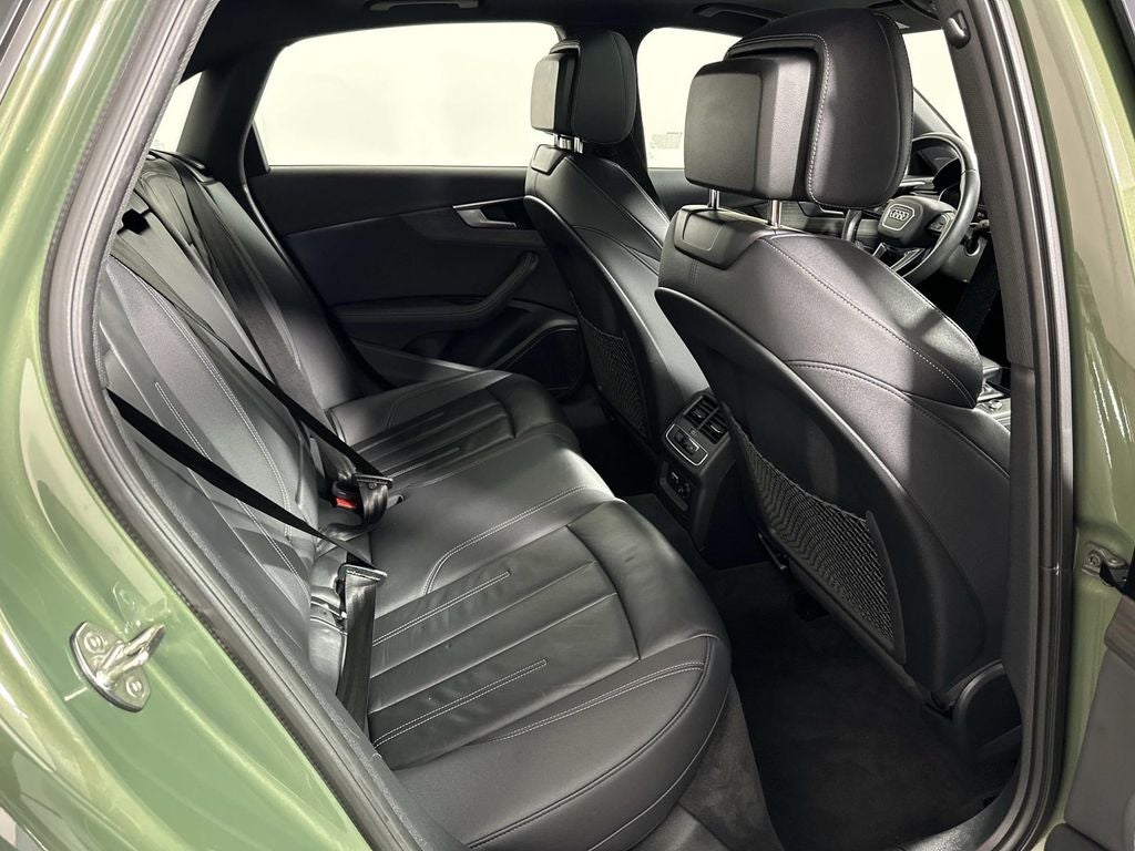 2023 Audi A4 45 S line Premium Plus quattro