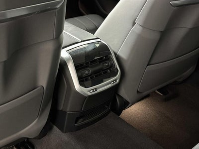 2023 BMW 7 Series 740i