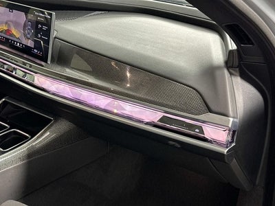 2023 BMW 7 Series 740i