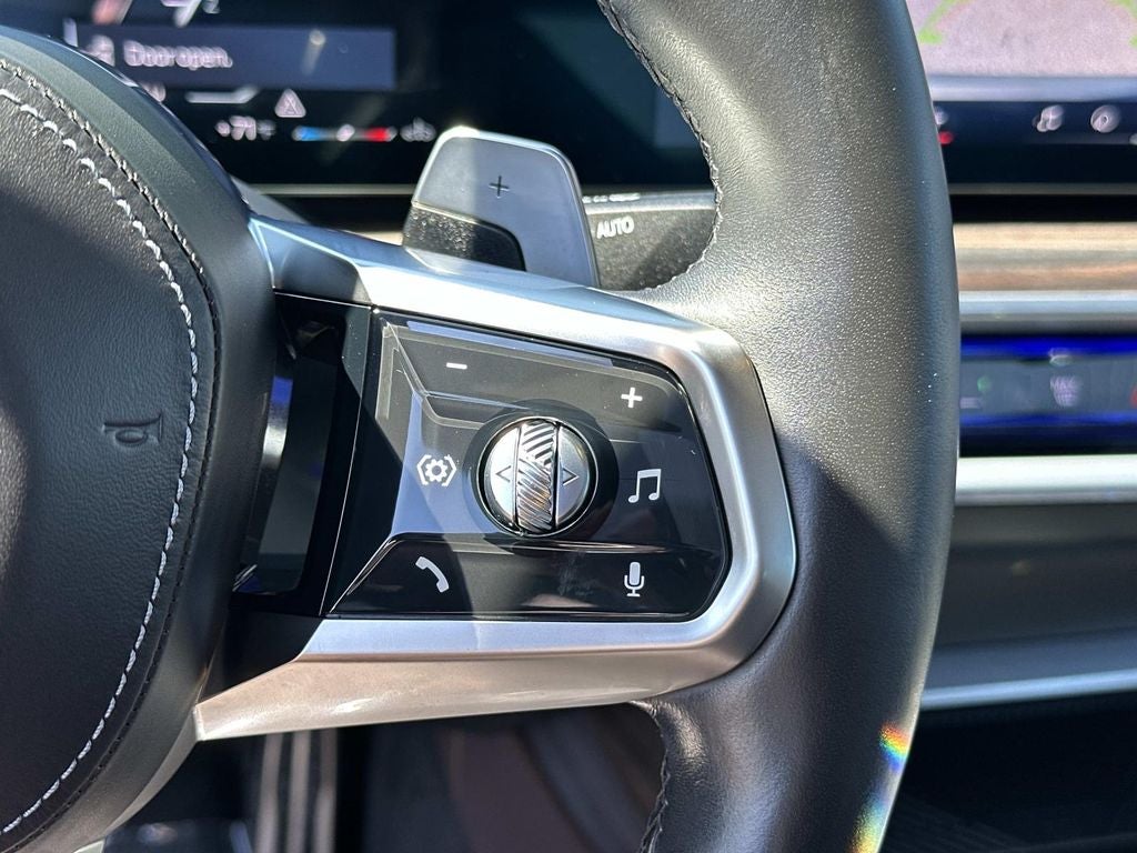 2023 BMW 7 Series 740i