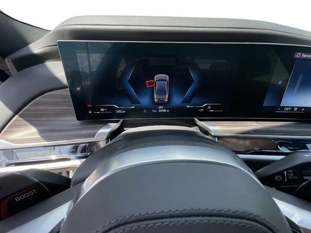 2023 BMW 7 Series 740i