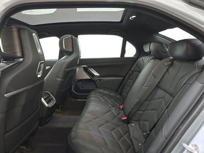2023 BMW 7 Series 740i