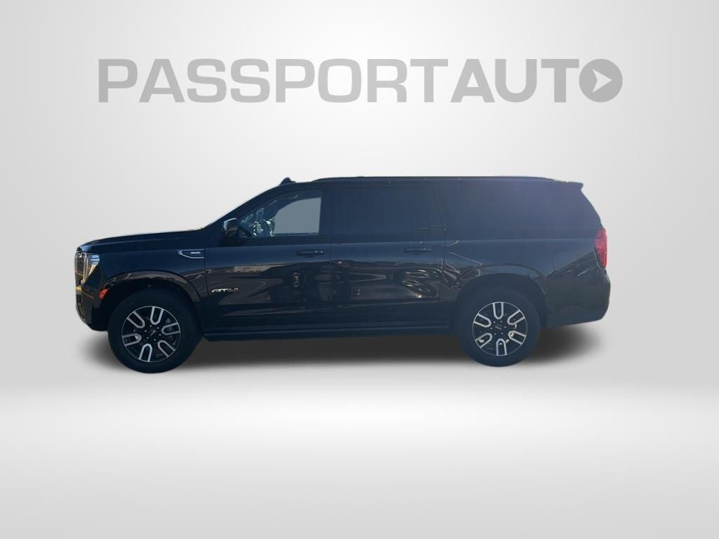 2021 GMC Yukon 4WD AT4's photo