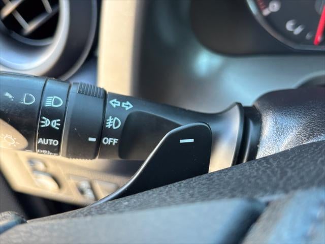 2017 Toyota RAV4 SE
