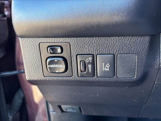 2017 Toyota RAV4 SE