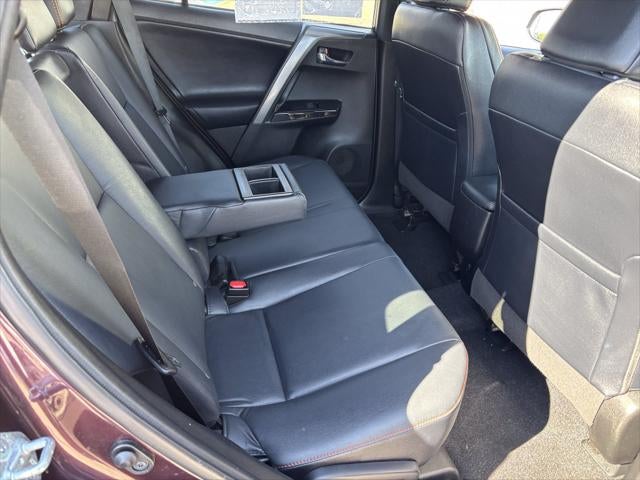 2017 Toyota RAV4 SE