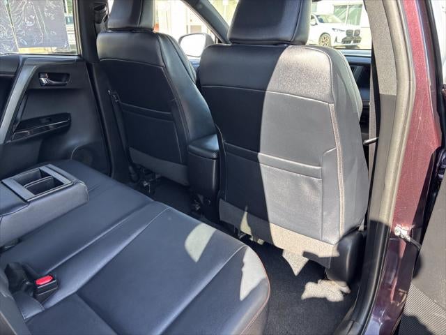 2017 Toyota RAV4 SE