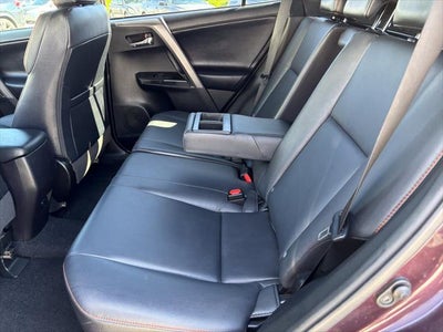 2017 Toyota RAV4 SE