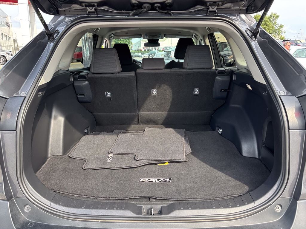 2024 Toyota RAV4 Hybrid LE