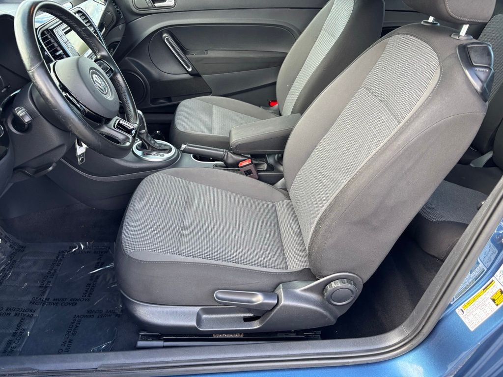 2019 Volkswagen Beetle 2.0T S