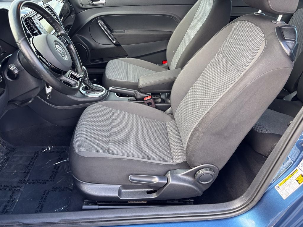 2019 Volkswagen Beetle 2.0T S