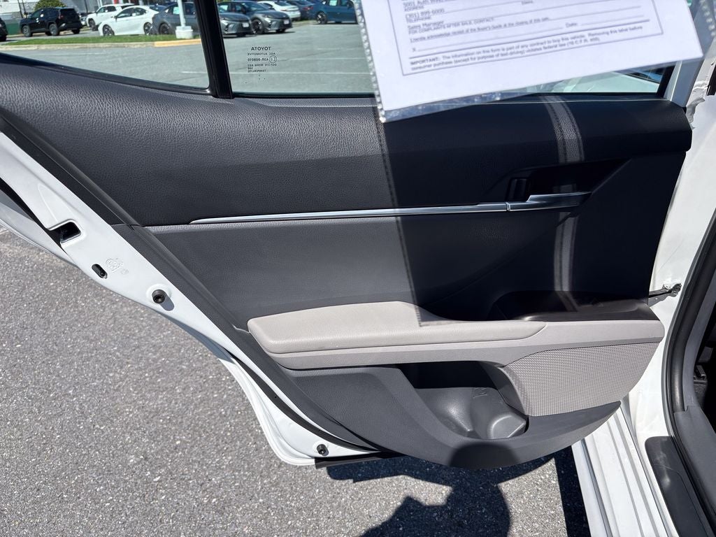 2022 Toyota Camry SE