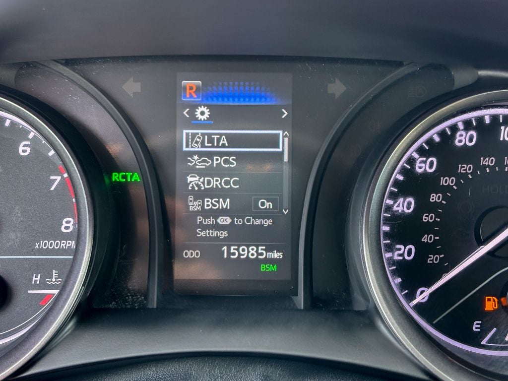 2022 Toyota Camry SE