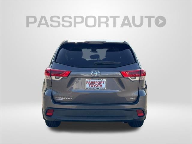 2019 Toyota Highlander LE