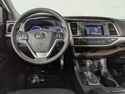 2019 Toyota Highlander LE