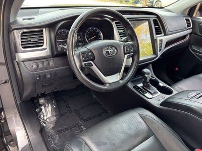 2017 Toyota Highlander Limited