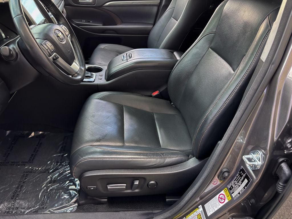 2017 Toyota Highlander Limited